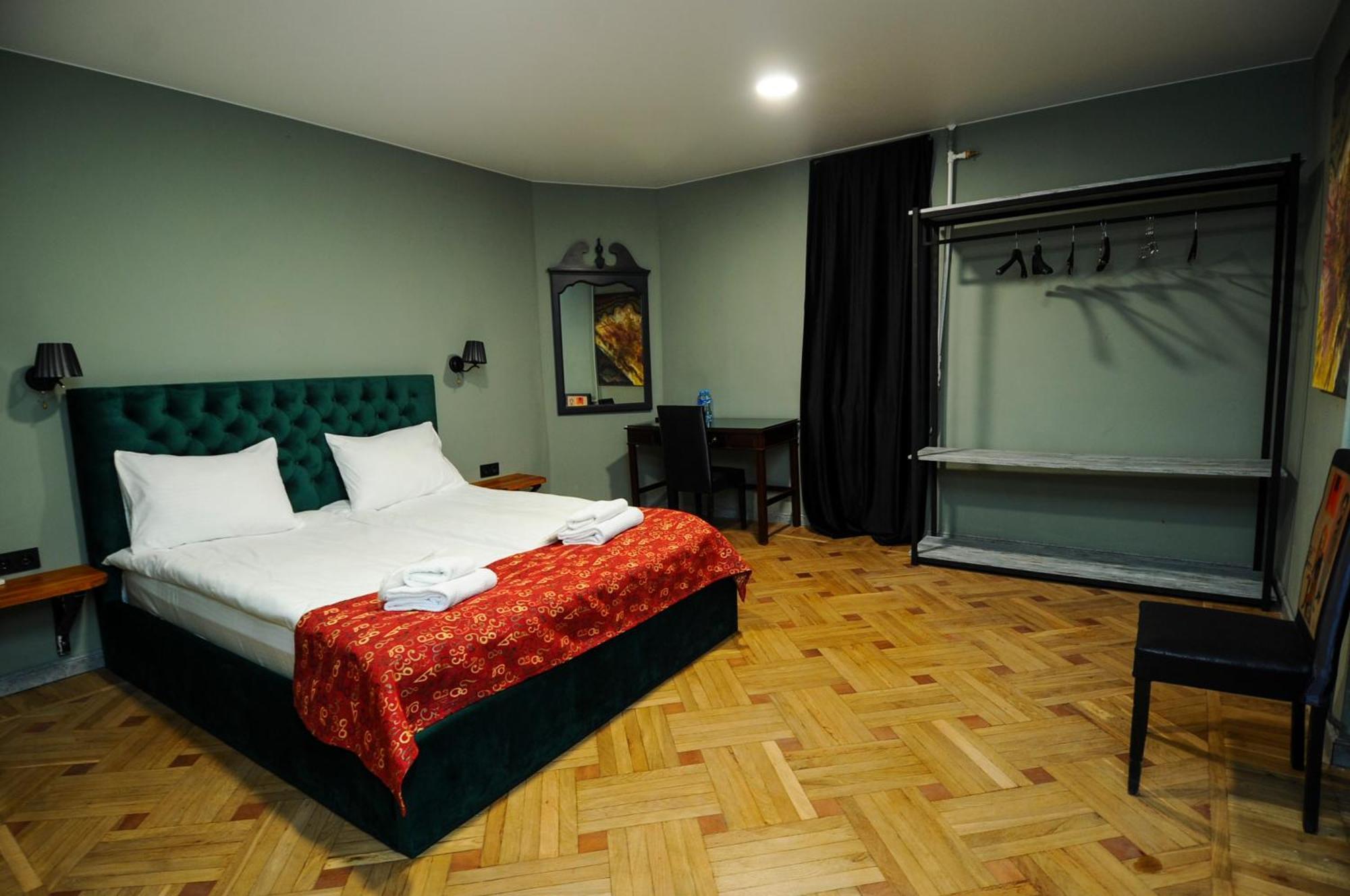 Art Hotel Home Tbilisi Exterior foto